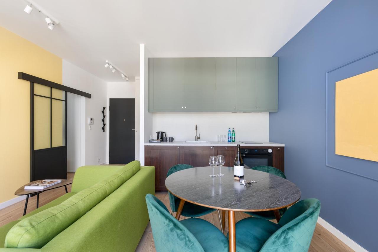 Karolkowa 28 II - Premium Apartments With Balcony By Noclegi Renters Варшава Экстерьер фото